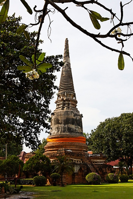 Wat Yai Chai Monkon-003